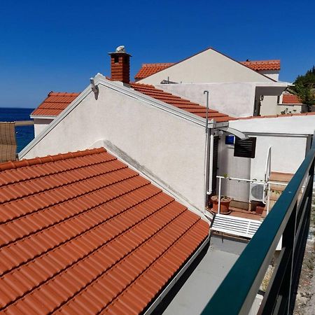 Apartment Danka - Affordable And At The Beach Brist Zewnętrze zdjęcie
