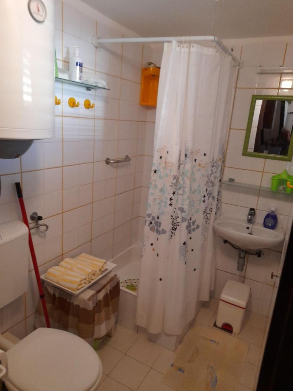 Apartment Danka - Affordable And At The Beach Brist Zewnętrze zdjęcie
